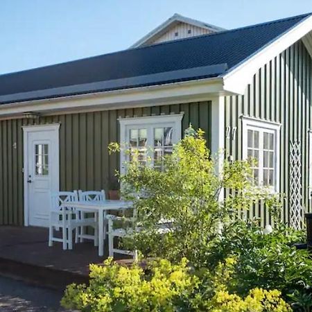 Lilla Groena Huset Pa Garden แฮร์เนอซันด์ ภายนอก รูปภาพ